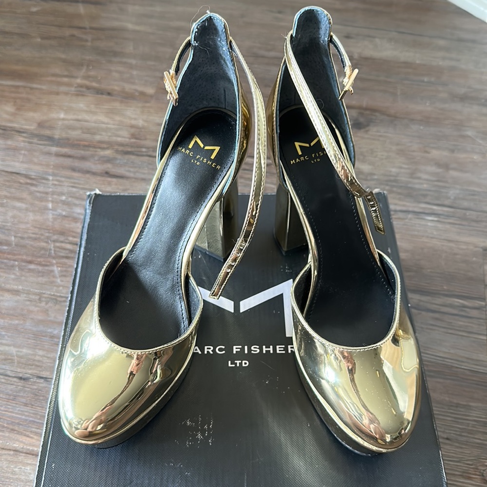 Marc Fisher Lucah Gold Chunky Heels - Never Worn S 7
